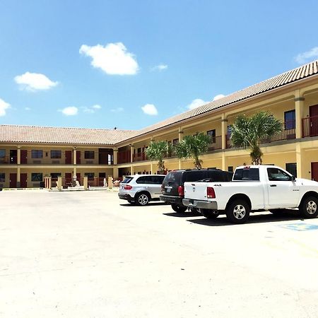 Boca Chica Inn And Suites Brownsville Exteriör bild