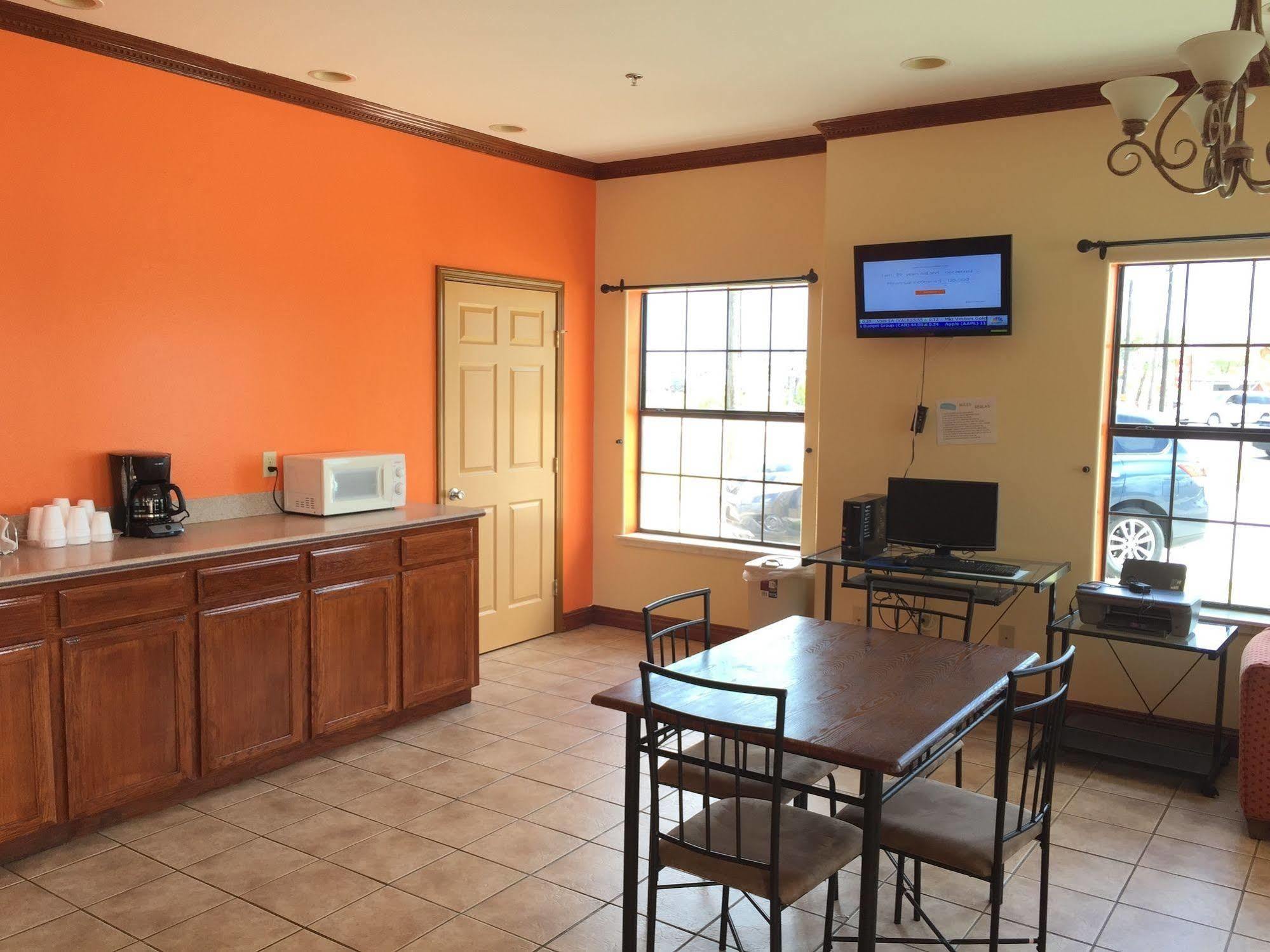 Boca Chica Inn And Suites Brownsville Exteriör bild